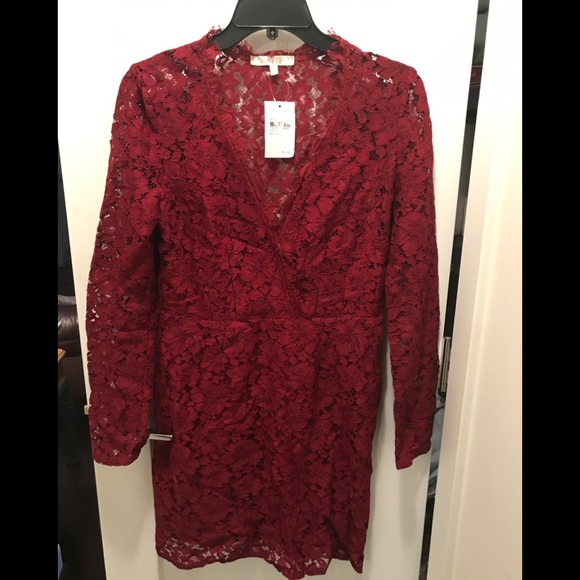 Wayf Dresses & Skirts - Lace maroon dress